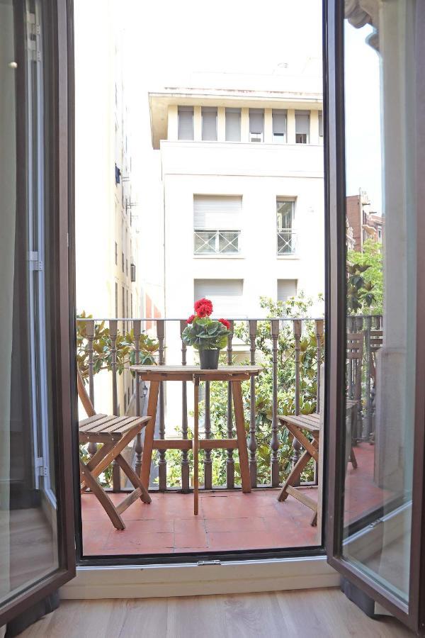 Hostal Gracia Barcelona Exterior photo